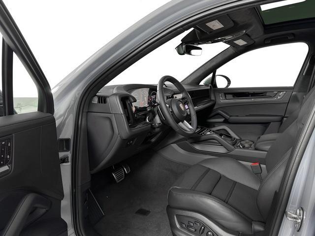 new 2025 Porsche Cayenne car, priced at $141,125