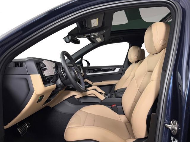 new 2025 Porsche Cayenne car, priced at $112,685