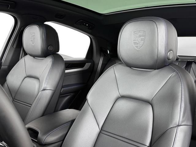 new 2025 Porsche Cayenne car, priced at $131,275