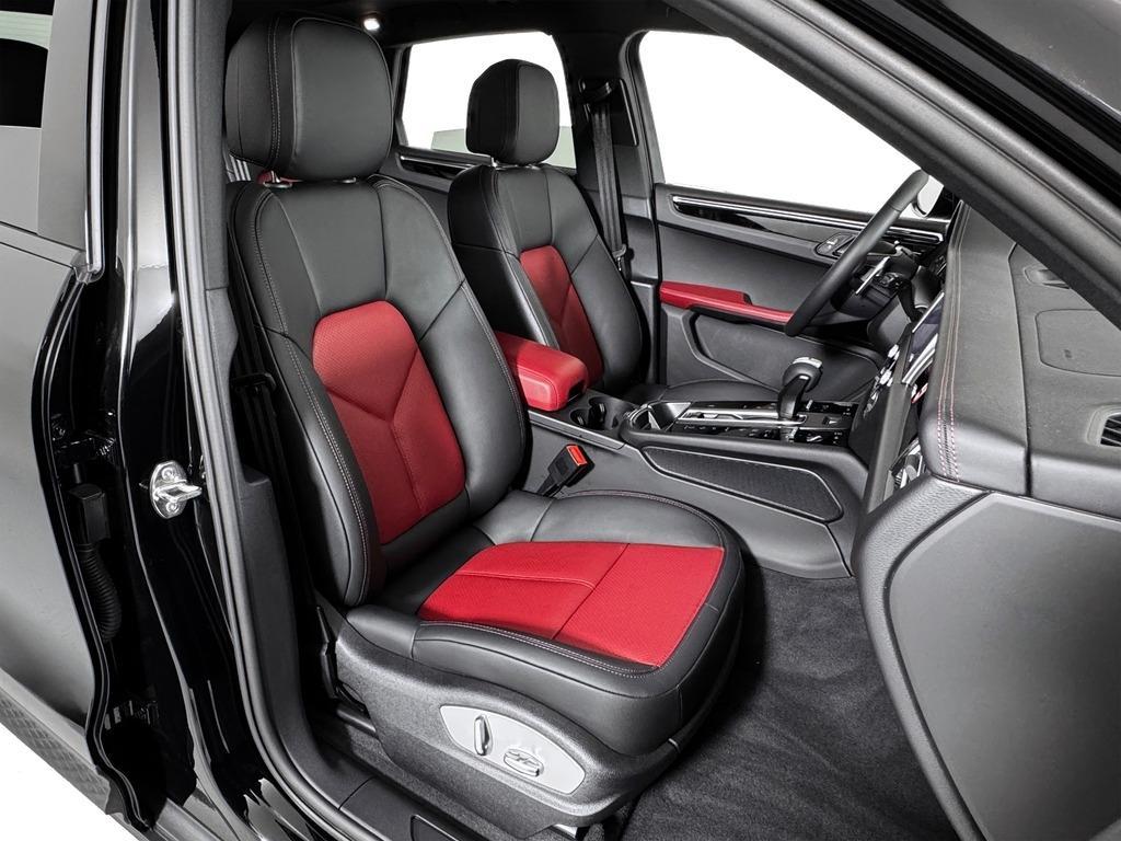 used 2025 Porsche Macan car, priced at $60,900