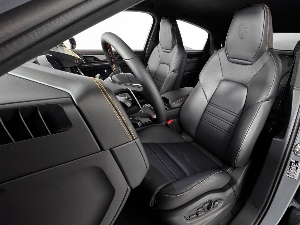 new 2025 Porsche Cayenne car, priced at $221,425
