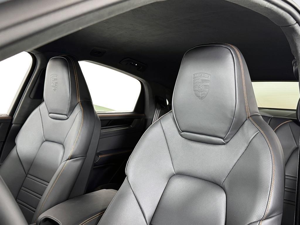 new 2025 Porsche Cayenne car, priced at $221,425