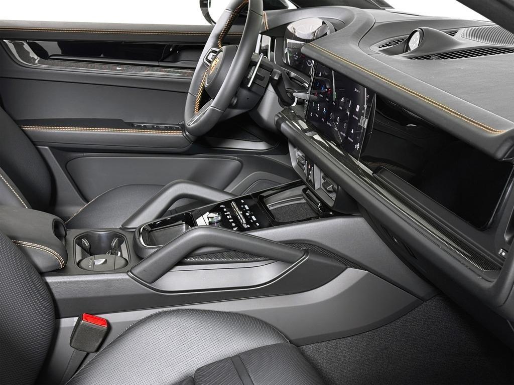 new 2025 Porsche Cayenne car, priced at $221,425
