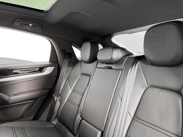 new 2025 Porsche Cayenne car, priced at $114,925