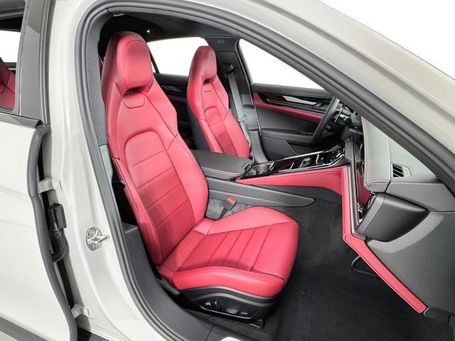 new 2025 Porsche Panamera car, priced at $128,085