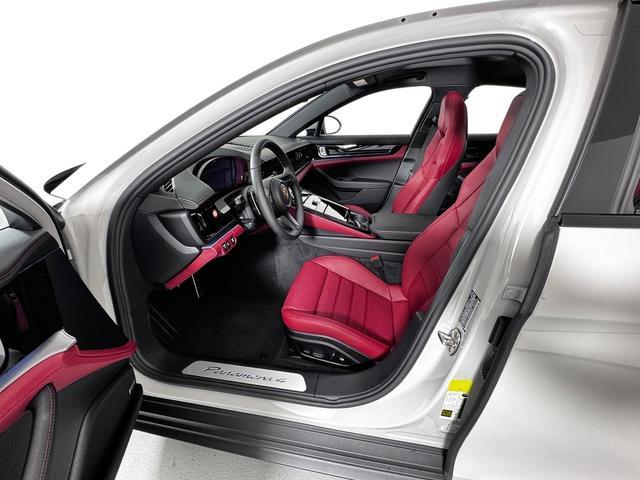 new 2025 Porsche Panamera car, priced at $128,085