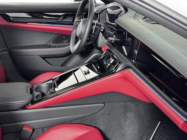 new 2025 Porsche Panamera car, priced at $128,085