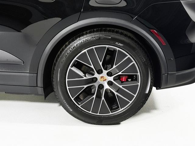 used 2025 Porsche Macan car, priced at $81,495