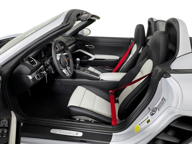 new 2025 Porsche 718 Boxster car, priced at $107,405