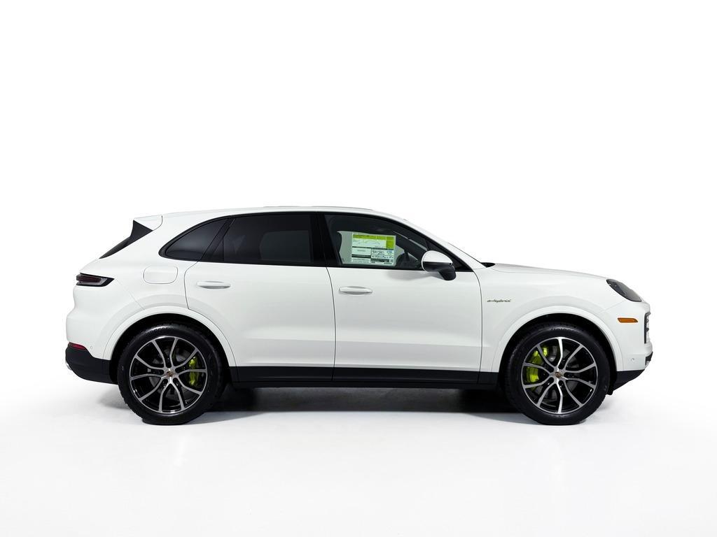 new 2025 Porsche Cayenne car, priced at $106,735