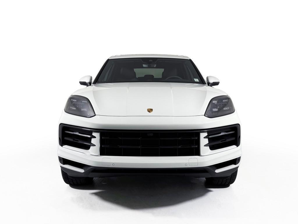 new 2025 Porsche Cayenne car, priced at $106,735