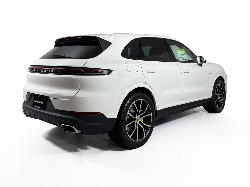 new 2025 Porsche Cayenne car, priced at $106,735