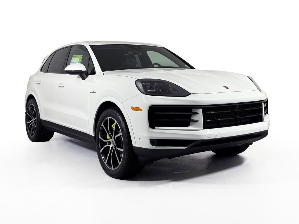 new 2025 Porsche Cayenne car, priced at $106,735
