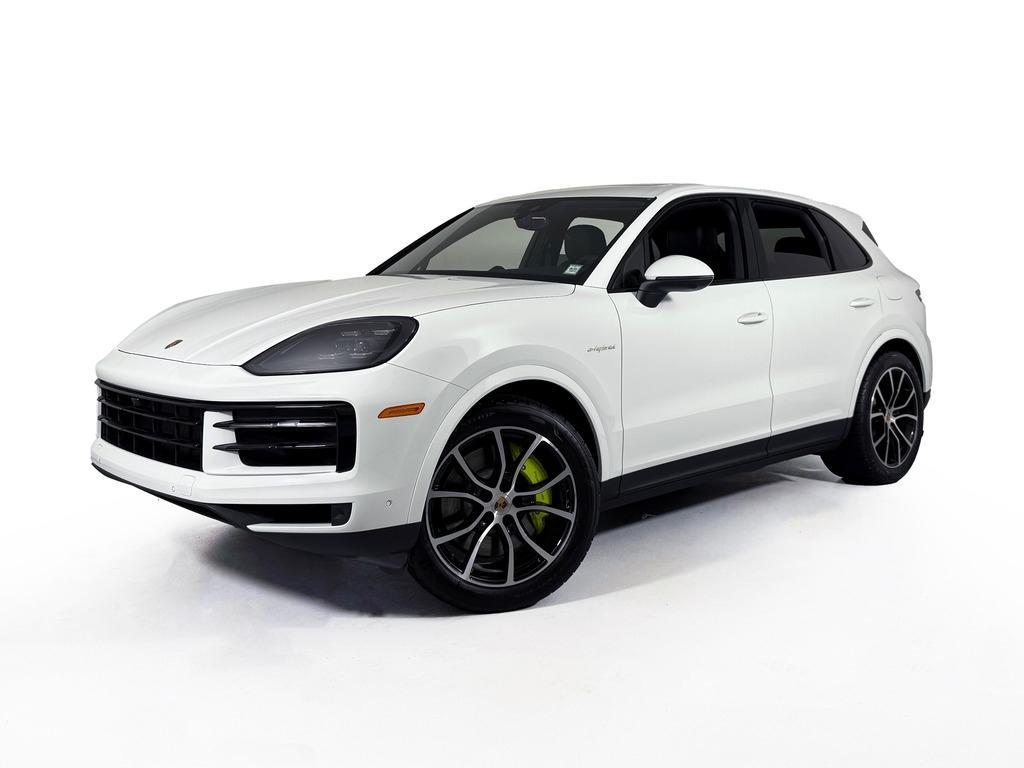 new 2025 Porsche Cayenne car, priced at $106,735