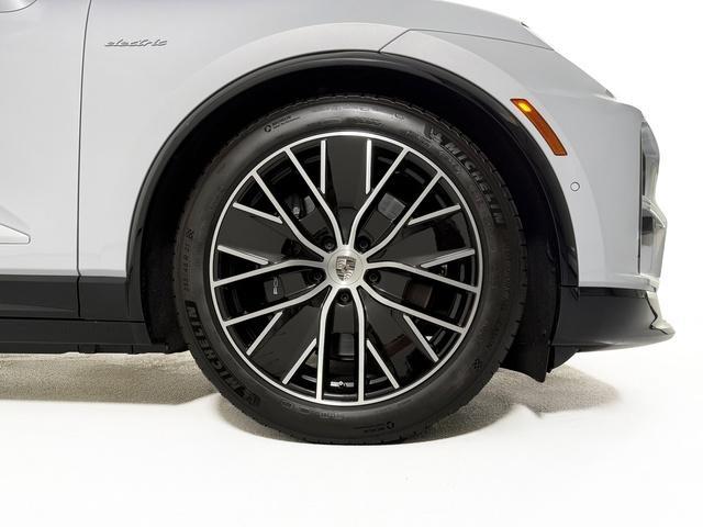 new 2025 Porsche Macan car, priced at $123,835