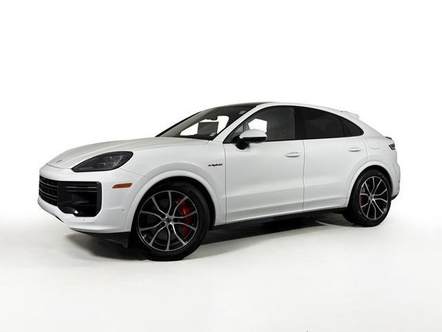 new 2025 Porsche Cayenne car, priced at $167,595