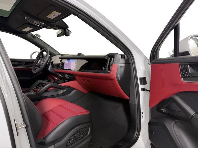 new 2025 Porsche Cayenne car, priced at $167,595