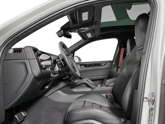 new 2025 Porsche Cayenne car, priced at $143,315