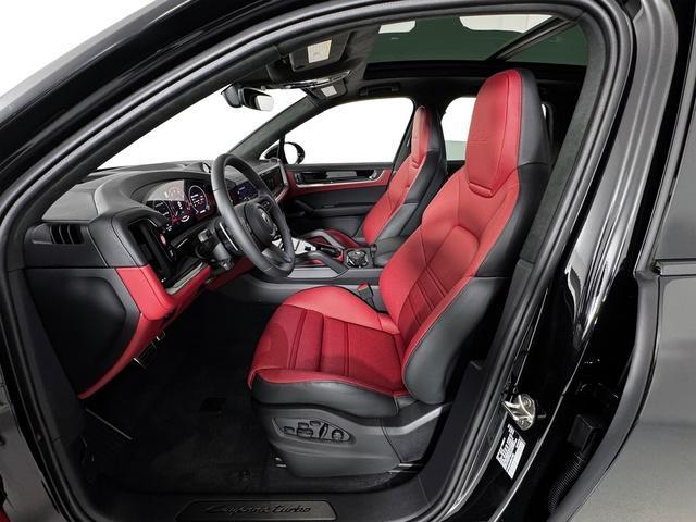 new 2025 Porsche Cayenne car, priced at $171,635