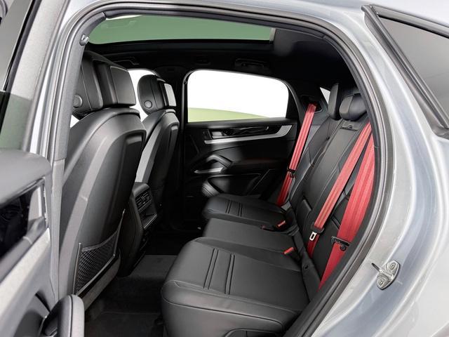 new 2025 Porsche Cayenne car, priced at $99,615