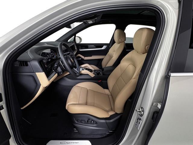 new 2025 Porsche Cayenne car, priced at $99,055