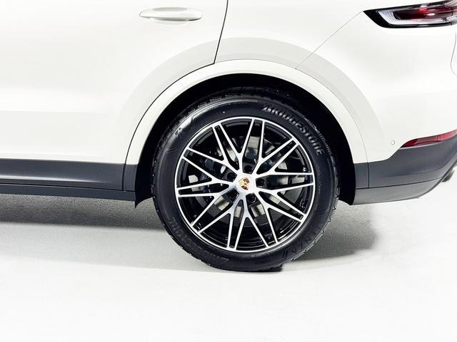 new 2025 Porsche Cayenne car, priced at $99,055