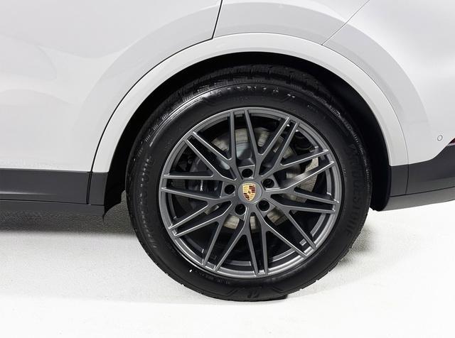 new 2025 Porsche Cayenne car, priced at $106,945
