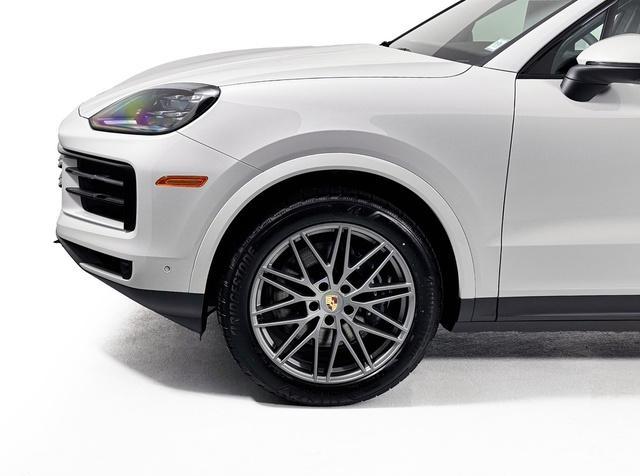 new 2025 Porsche Cayenne car, priced at $106,945