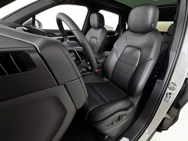 new 2025 Porsche Cayenne car, priced at $106,945
