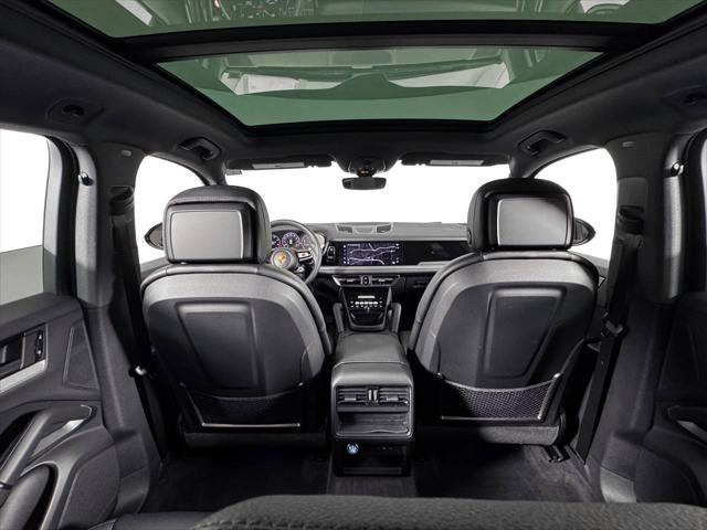 used 2025 Porsche Cayenne car, priced at $86,900