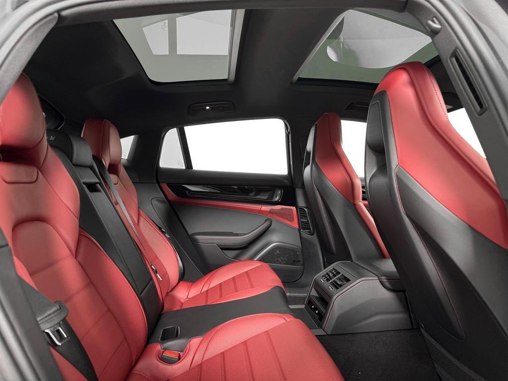 new 2025 Porsche Panamera car, priced at $132,125