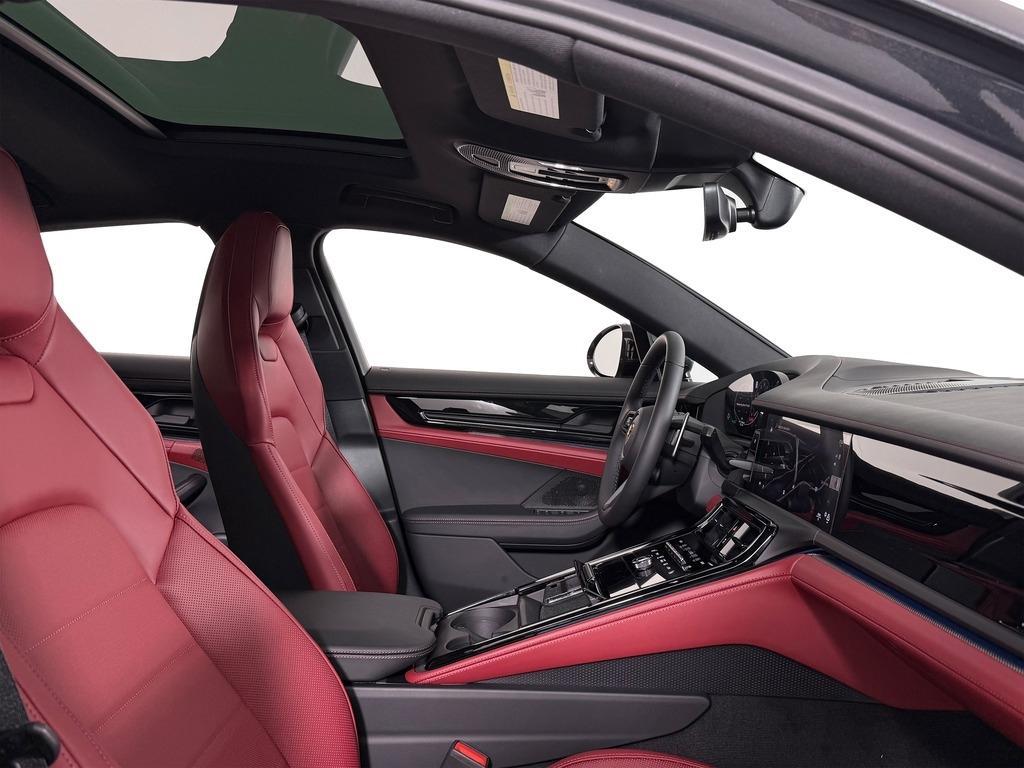new 2025 Porsche Panamera car, priced at $132,125