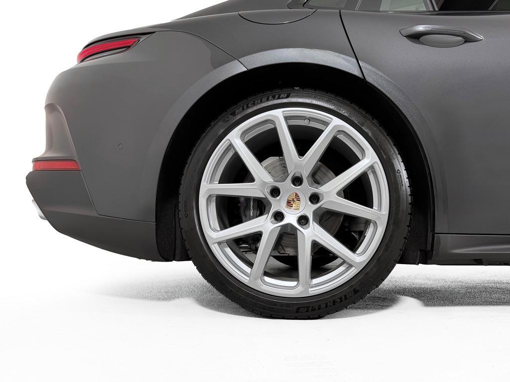 new 2025 Porsche Panamera car, priced at $132,125