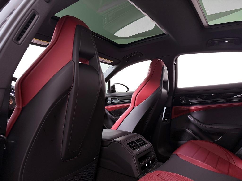 new 2025 Porsche Panamera car, priced at $132,125