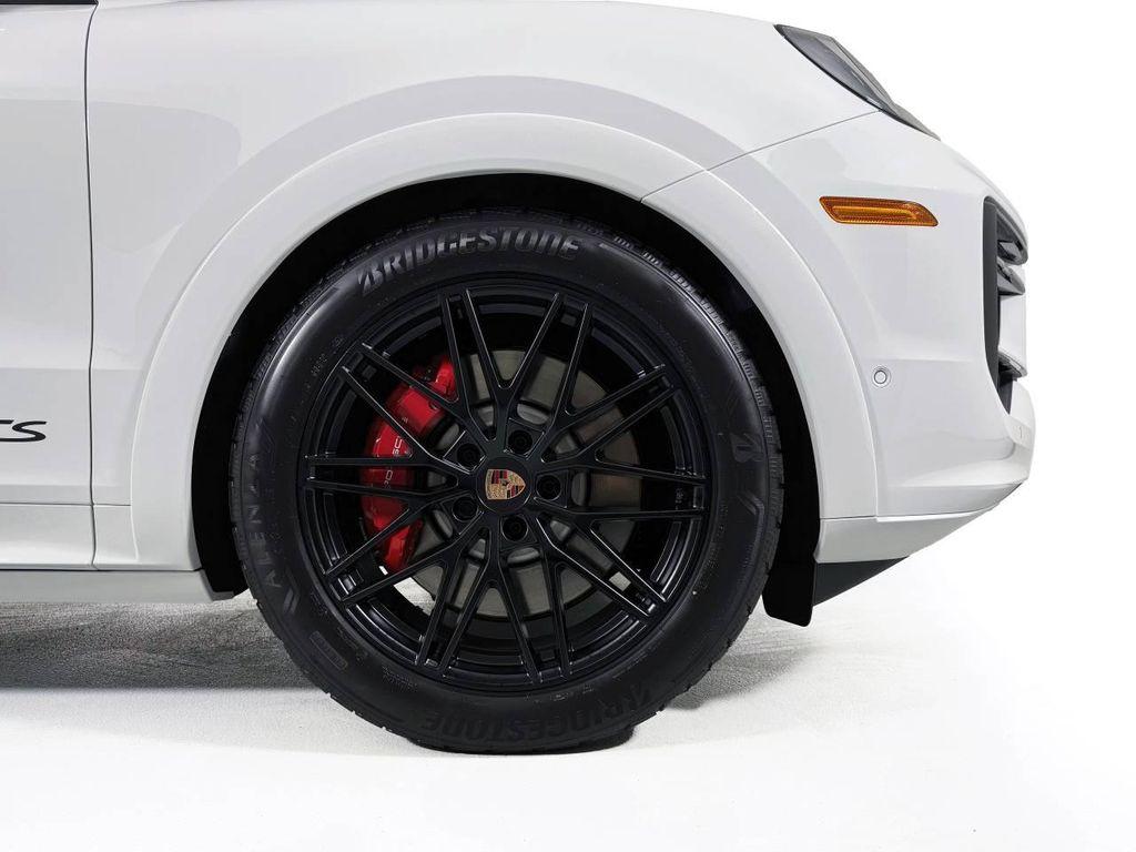new 2026 Porsche Cayenne car, priced at $139,170