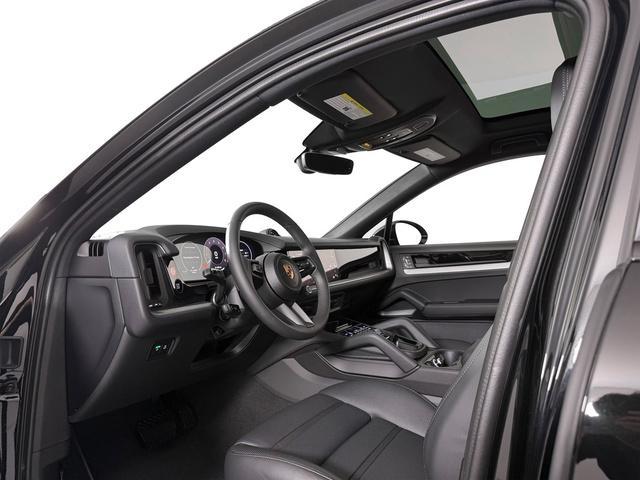 new 2025 Porsche Cayenne car, priced at $97,435