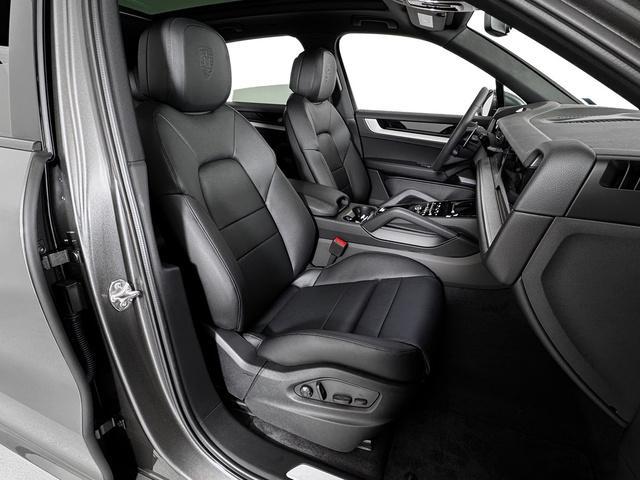 new 2025 Porsche Cayenne car, priced at $107,065