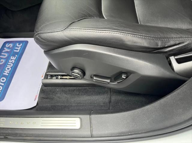 used 2018 Volvo XC90 car, priced at $16,990
