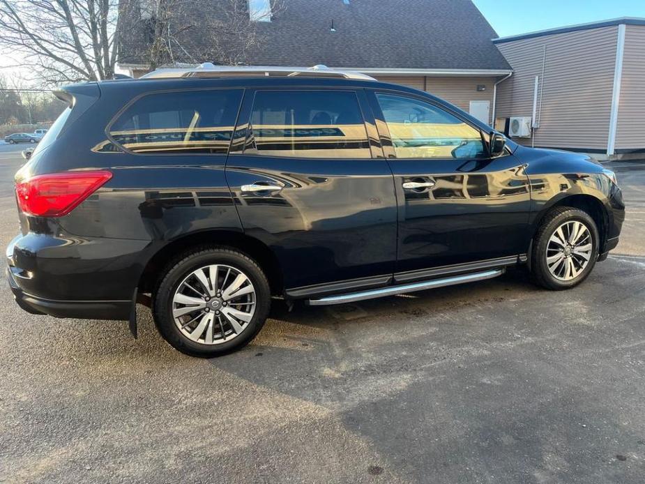 used 2020 Nissan Pathfinder car, priced at $21,260