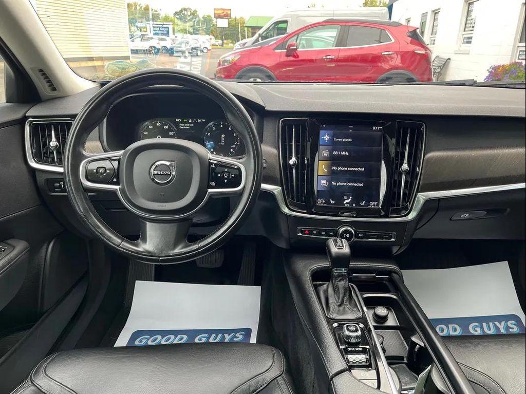 used 2018 Volvo V90 Cross Country car, priced at $19,680