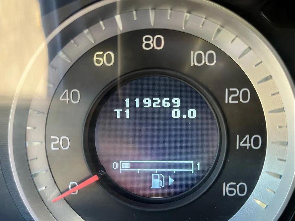 used 2013 Volvo XC60 car, priced at $8,990