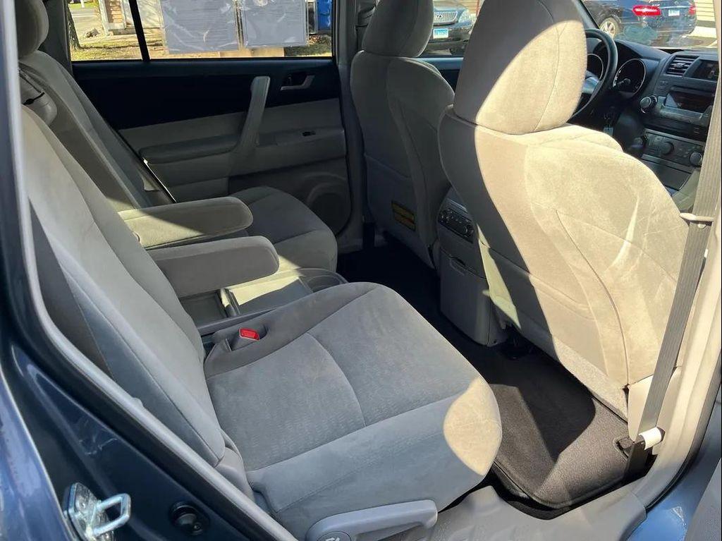 used 2012 Toyota Highlander car, priced at $12,290