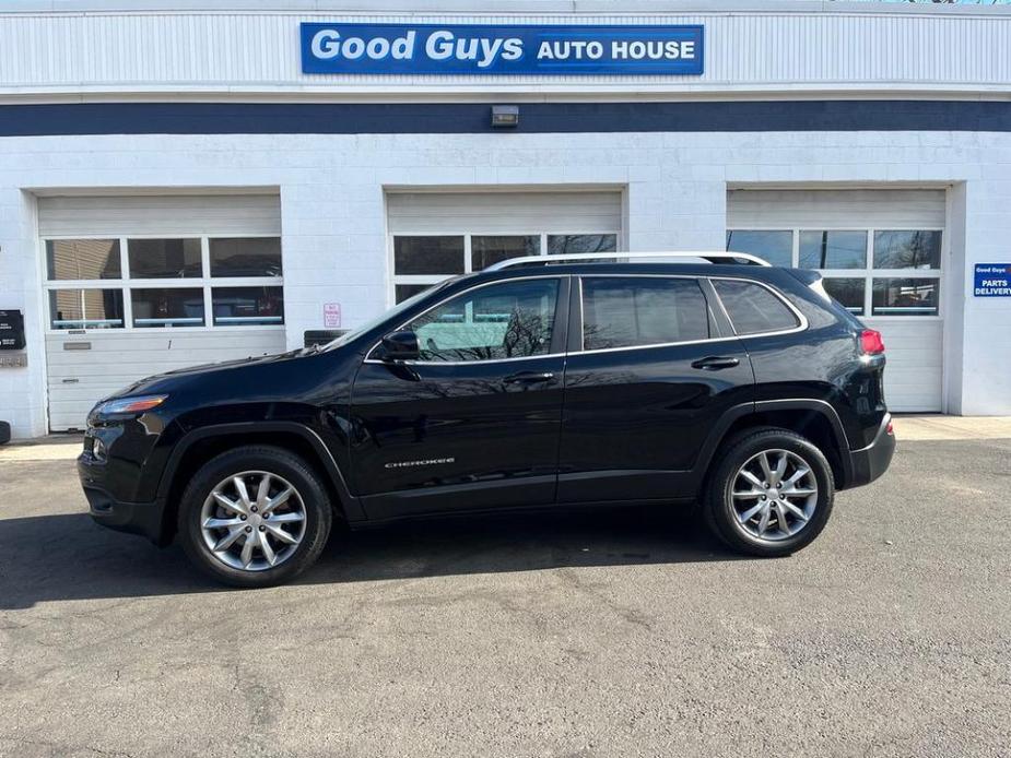 used 2018 Jeep Cherokee car, priced at $17,760