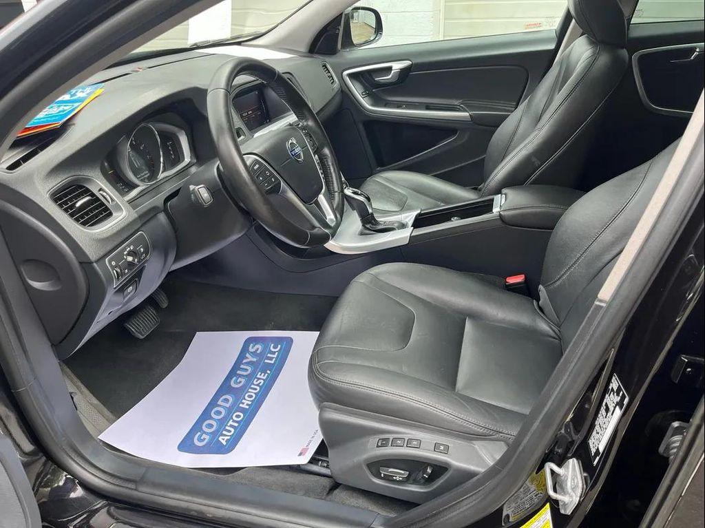 used 2018 Volvo V60 Cross Country car, priced at $18,490