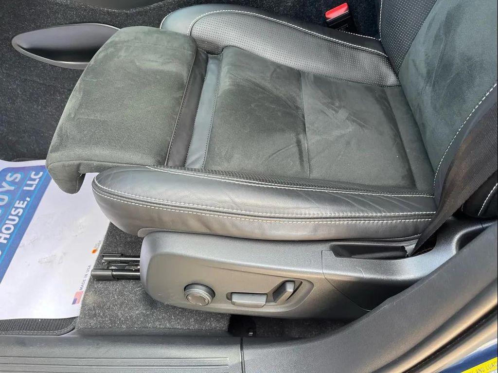used 2019 Volvo XC40 car, priced at $20,790