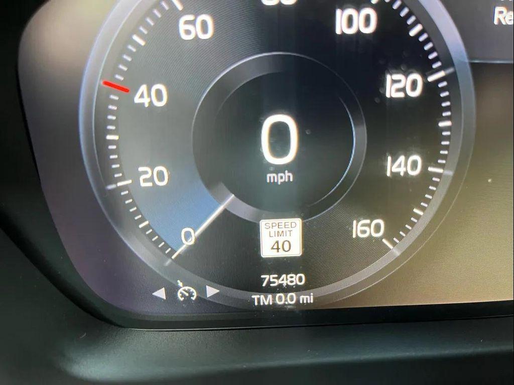 used 2019 Volvo XC40 car, priced at $20,790