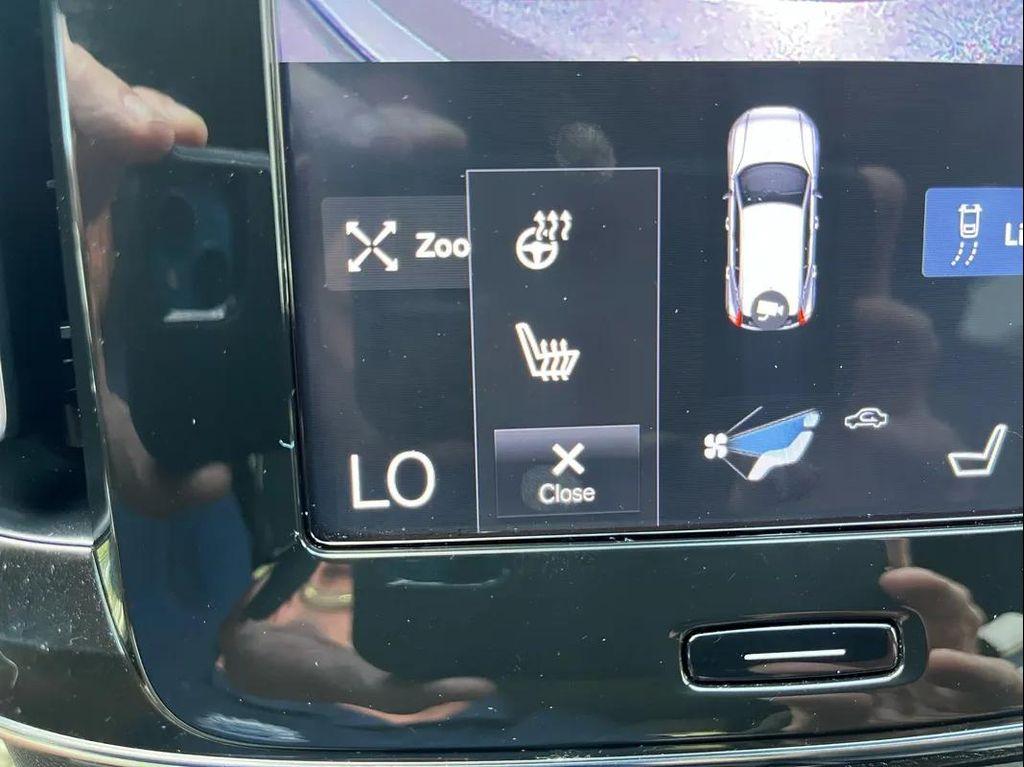 used 2019 Volvo XC40 car, priced at $20,790