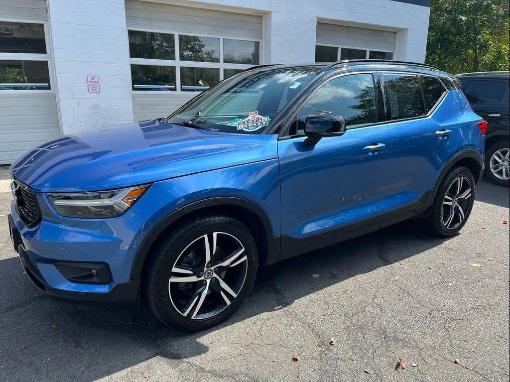 used 2019 Volvo XC40 car, priced at $20,790