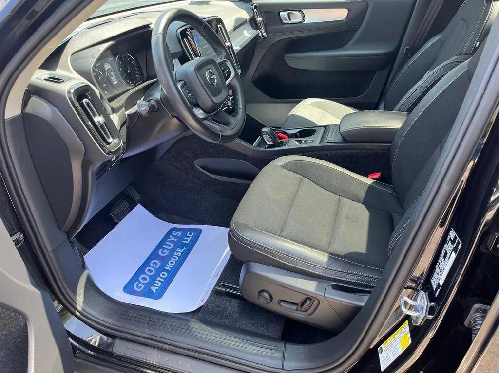 used 2020 Volvo XC40 car, priced at $27,490