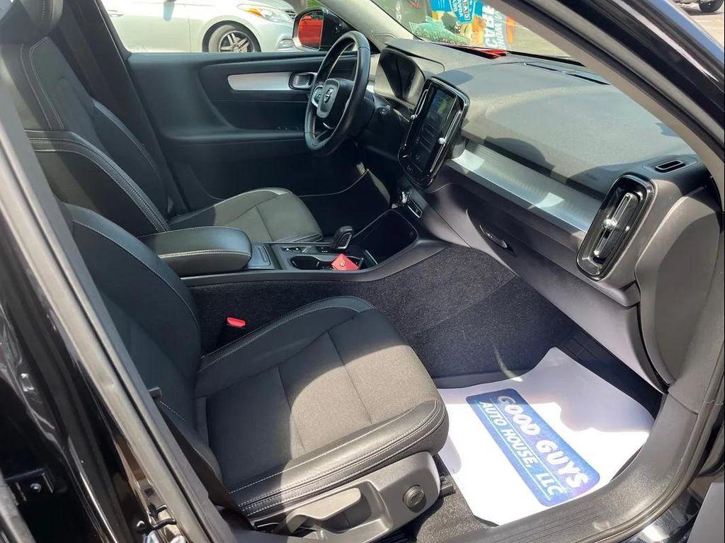 used 2020 Volvo XC40 car, priced at $27,490